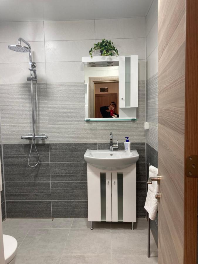 Victor'S Suite , With Private Parking Varna Ngoại thất bức ảnh