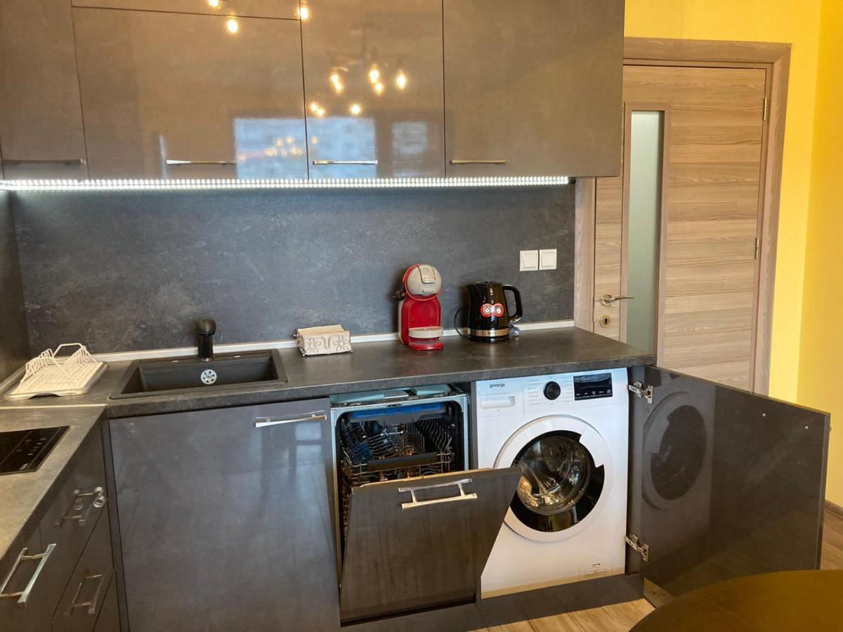 Victor'S Suite , With Private Parking Varna Ngoại thất bức ảnh