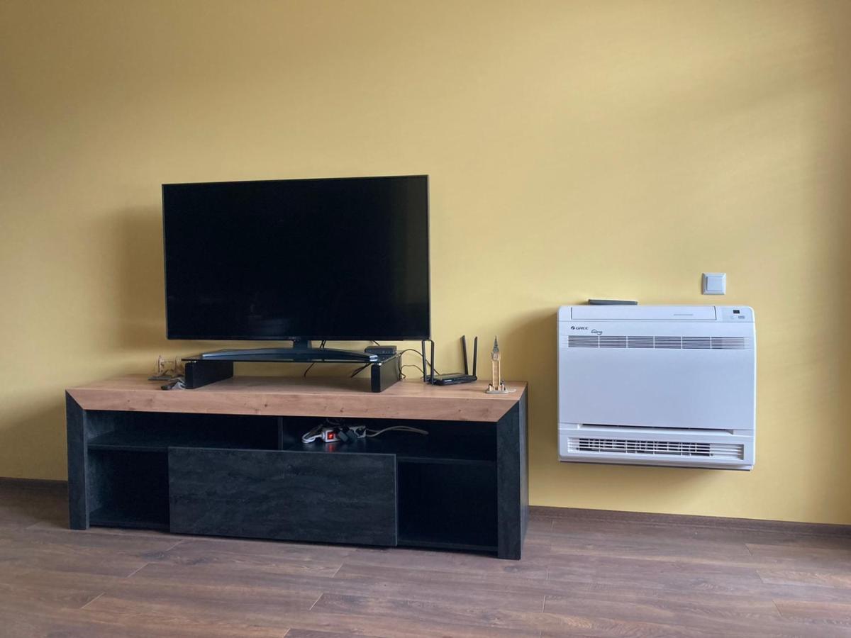 Victor'S Suite , With Private Parking Varna Ngoại thất bức ảnh