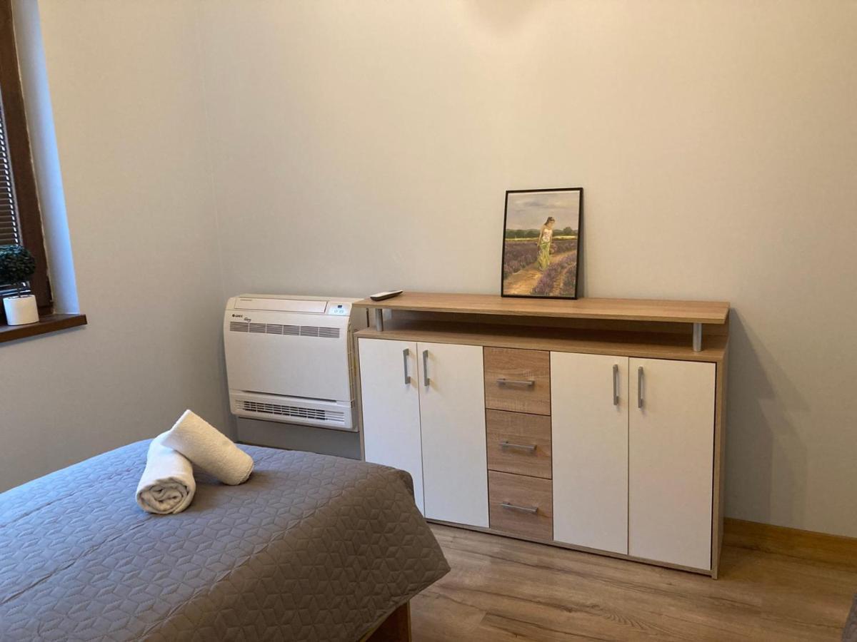 Victor'S Suite , With Private Parking Varna Ngoại thất bức ảnh